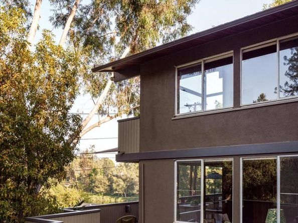 1256 Club House Drive, Pasadena CA 91105