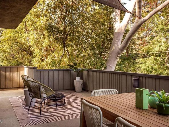 1256 Club House Drive, Pasadena CA 91105