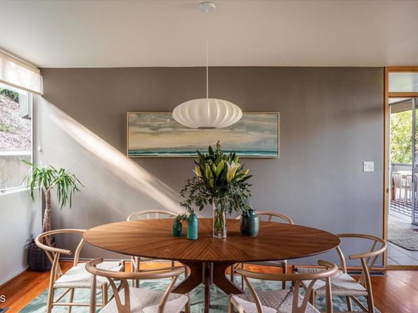 1256 Club House Drive, Pasadena CA 91105