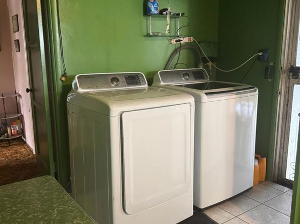 1239 E 124TH Street, Los Angeles CA 90059