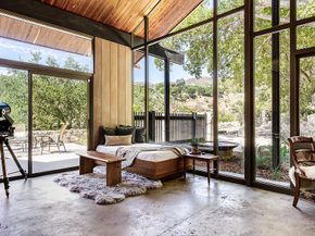 3740 Canyon Crest Road, Altadena CA 91001