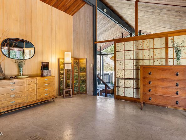 3740 Canyon Crest Road, Altadena CA 91001