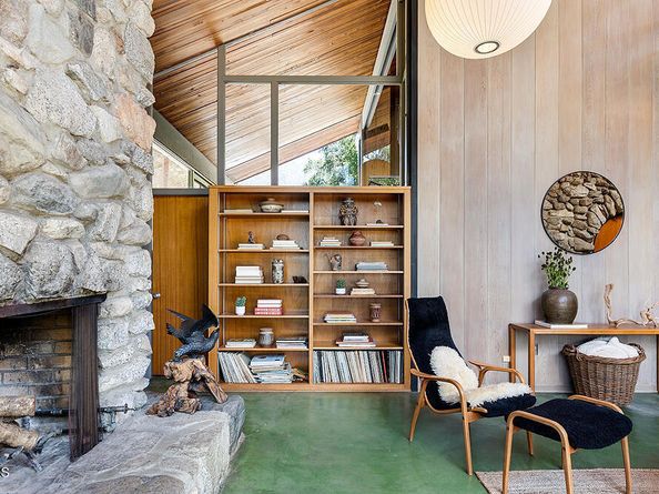 3740 Canyon Crest Road, Altadena CA 91001