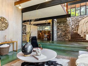 3740 Canyon Crest Road, Altadena CA 91001