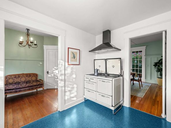 6518 Short Way, Los Angeles CA 90042
