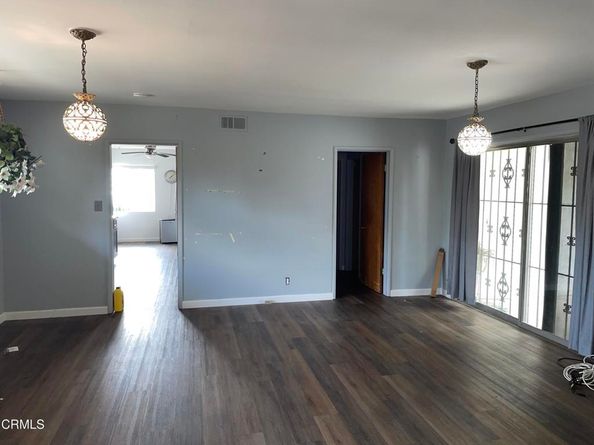 1258 W 121st Street, Los Angeles CA 90044