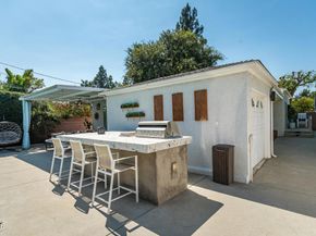 2144 N Pass Avenue, Burbank CA 91505