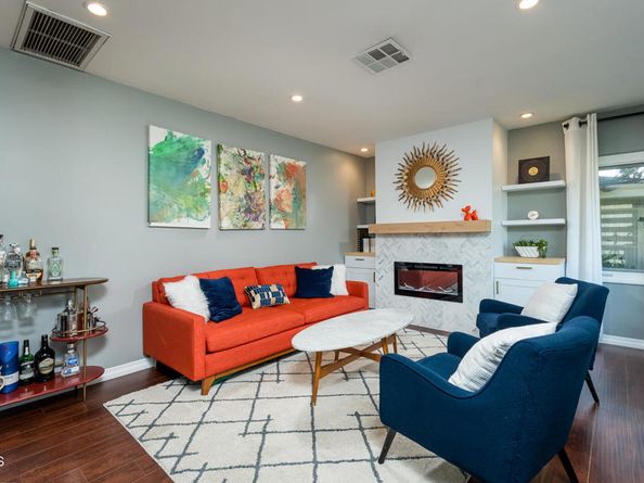 2144 N Pass Avenue, Burbank CA 91505