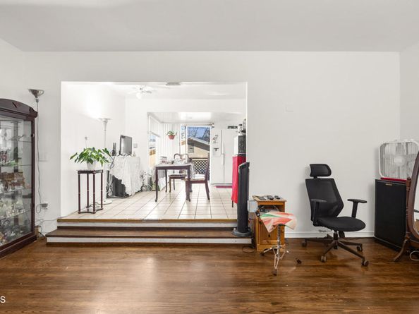 3205 Palmer Drive, Los Angeles CA 90065