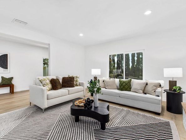 709 Wilson Court, Burbank CA 91505