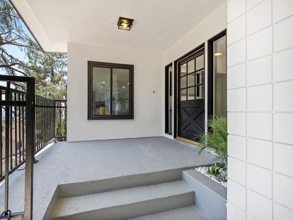 709 Wilson Court, Burbank CA 91505