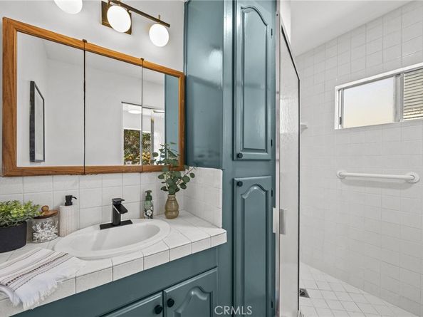 5807 Meridian Street, Los Angeles CA 90042