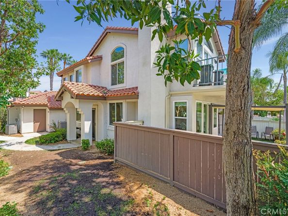 2 Via Entrada, Rancho Santa Margarita CA 92688