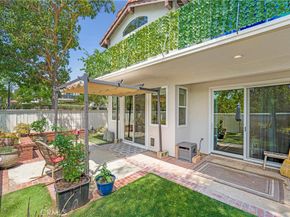 2 Via Entrada, Rancho Santa Margarita CA 92688