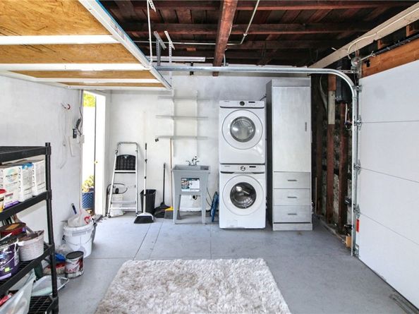 207 Santa Ana Avenue, Long Beach CA 90803