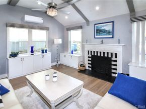 207 Santa Ana Avenue, Long Beach CA 90803