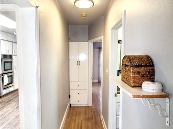 207 Santa Ana Avenue, Long Beach CA 90803