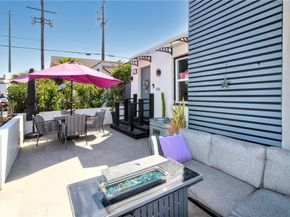 207 Santa Ana Avenue, Long Beach CA 90803
