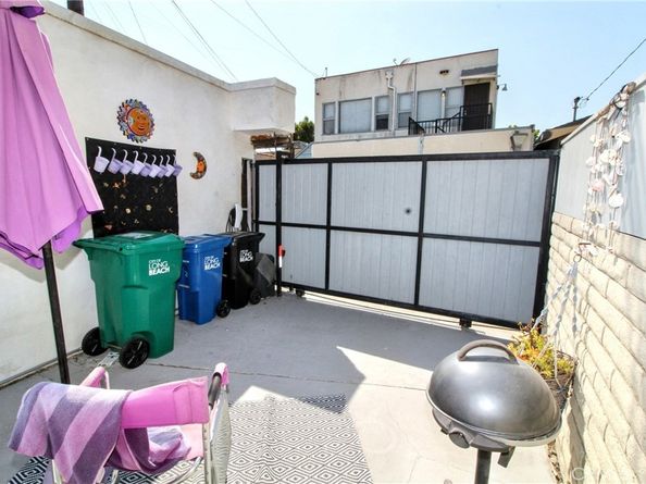 207 Santa Ana Avenue, Long Beach CA 90803