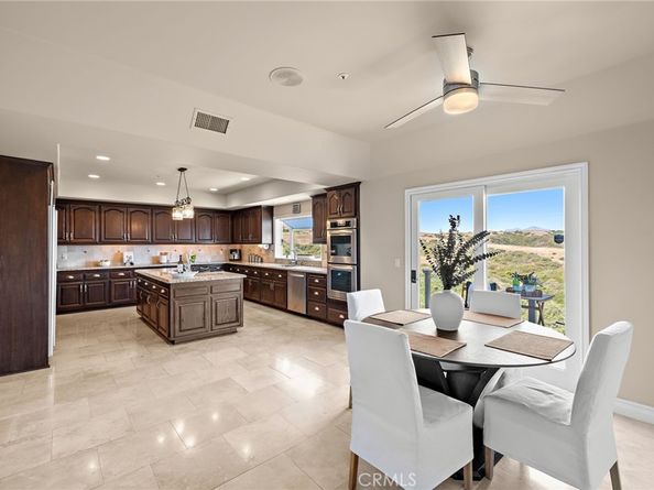 870 Avenida Acapulco, San Clemente CA 92672