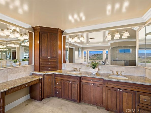 870 Avenida Acapulco, San Clemente CA 92672