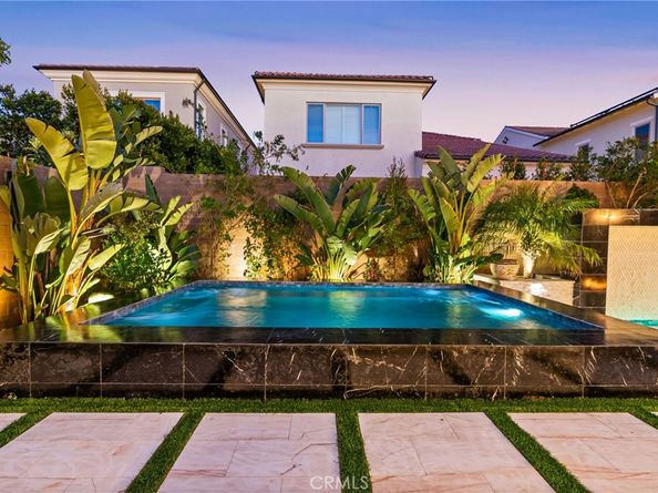 244 Coal Mine, Irvine CA 92602