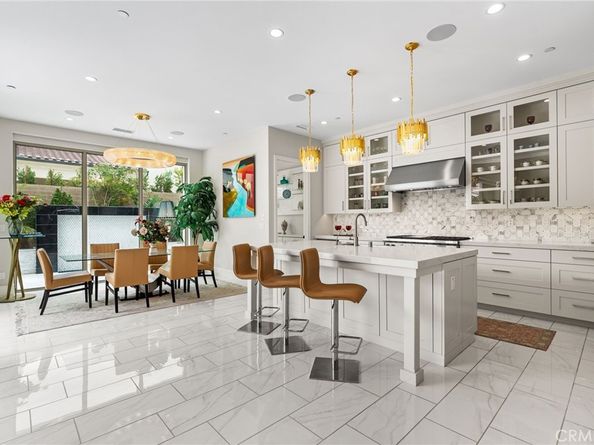 244 Coal Mine, Irvine CA 92602