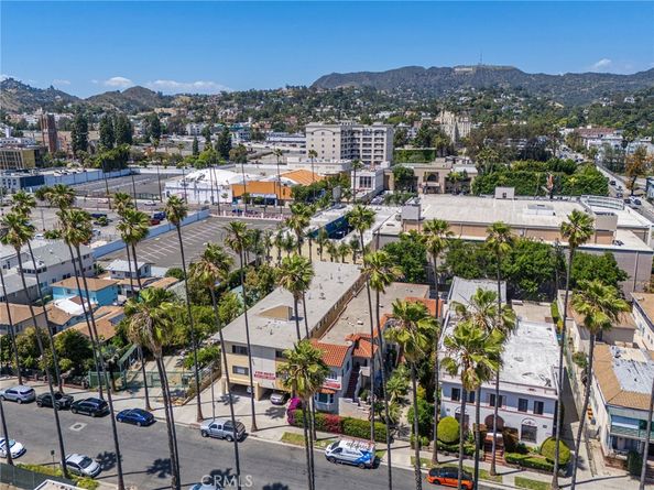 5923 Carlton Way, Los Angeles CA 90028