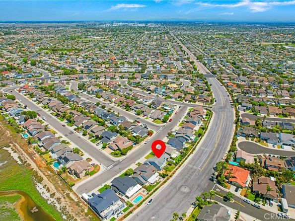 18202 Foss Lane, Huntington Beach CA 92648