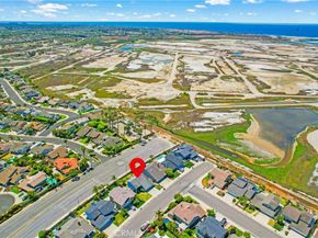 18202 Foss Lane, Huntington Beach CA 92648