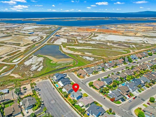 18202 Foss Lane, Huntington Beach CA 92648