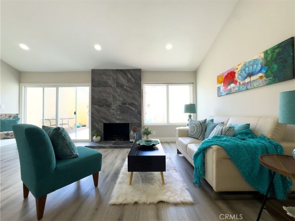 1353 Termino, Long Beach CA 90804