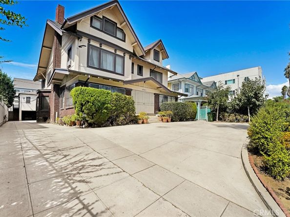 1041 Elden Avenue, Los Angeles CA 90006