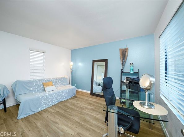 34 Lone Pine 40, Irvine CA 92604