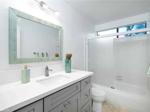 34 Lone Pine 40, Irvine CA 92604