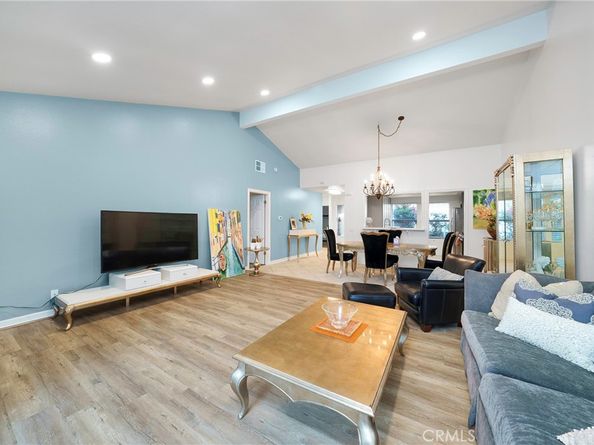 34 Lone Pine 40, Irvine CA 92604