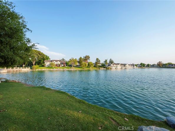 34 Lone Pine 40, Irvine CA 92604
