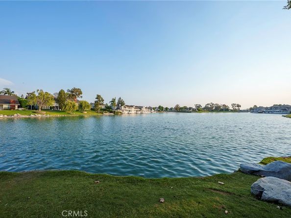 34 Lone Pine 40, Irvine CA 92604