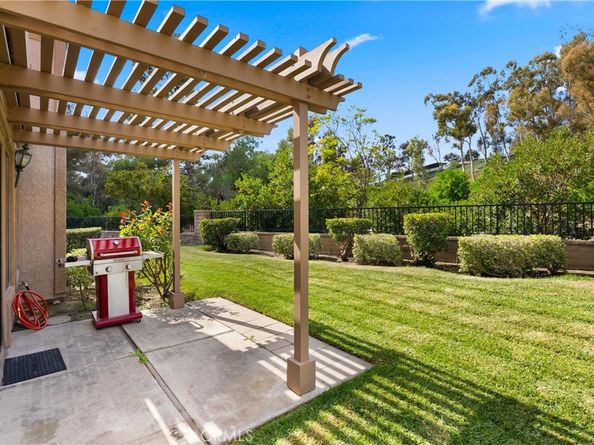 28037 Via Tirso, Mission Viejo CA 92692