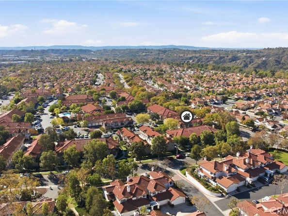 21 Silktassel, Rancho Santa Margarita CA 92688