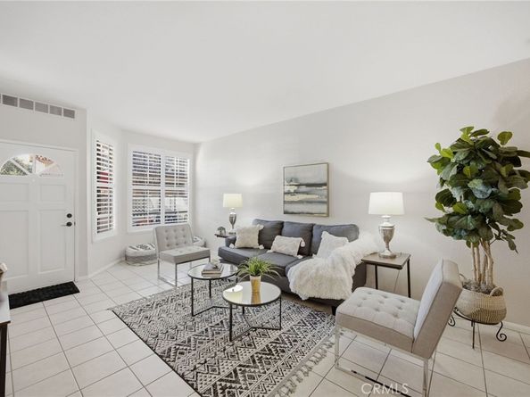 21 Silktassel, Rancho Santa Margarita CA 92688