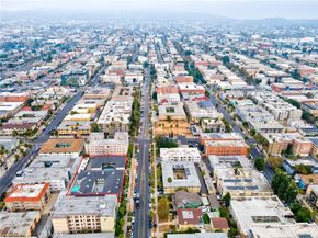 415 S Alexandria, Los Angeles CA 90020