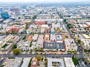 415 S Alexandria, Los Angeles CA 90020