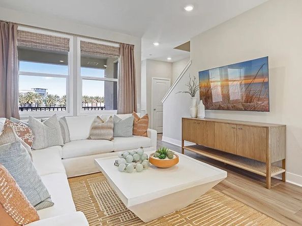 1720 E Park Street 11, Anaheim CA 92805