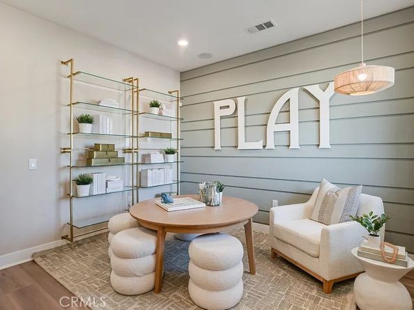 1720 E Park Street 11, Anaheim CA 92805