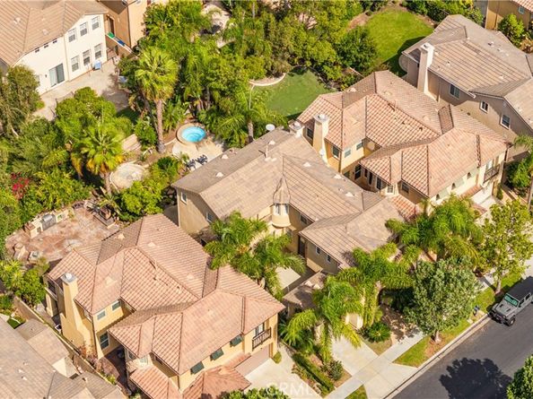 23 Vacaville, Irvine CA 92602