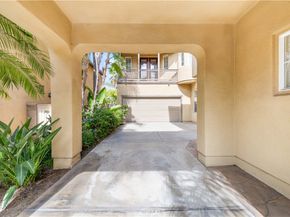 23 Vacaville, Irvine CA 92602