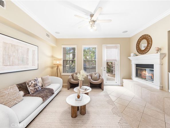 23 Vacaville, Irvine CA 92602