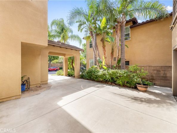 23 Vacaville, Irvine CA 92602