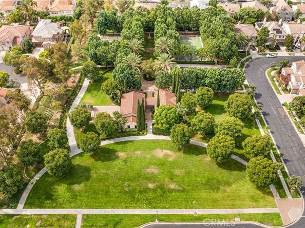 23 Vacaville, Irvine CA 92602